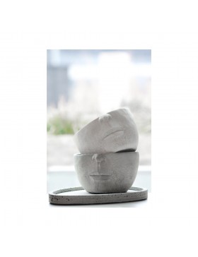 Donica betonowa głowa...